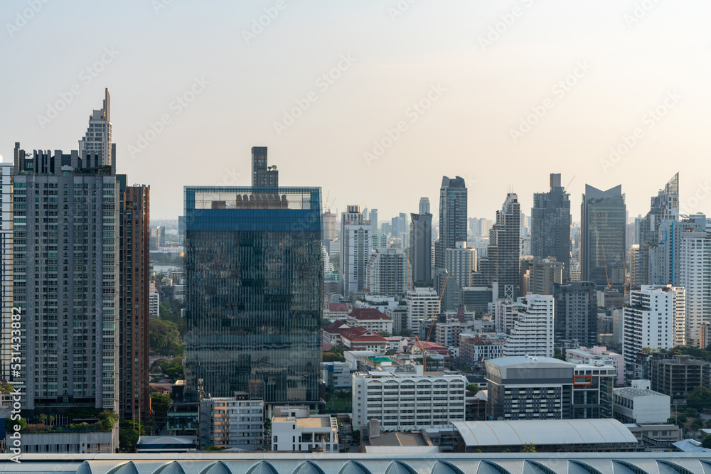 泰国曼谷的城市天际线和摩天大楼。曼谷的美景