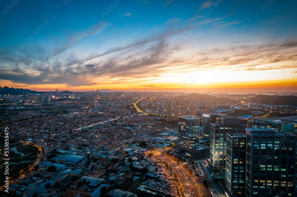 中国青岛现代城市建筑航拍夜景