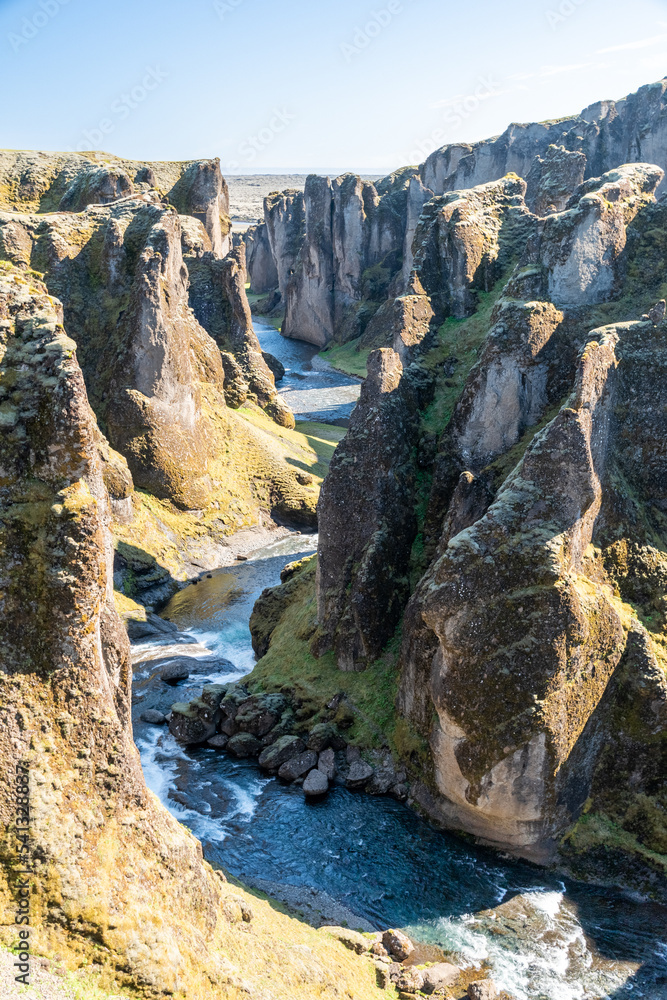 Fjadrargljufur峡谷，冰岛南部的地标