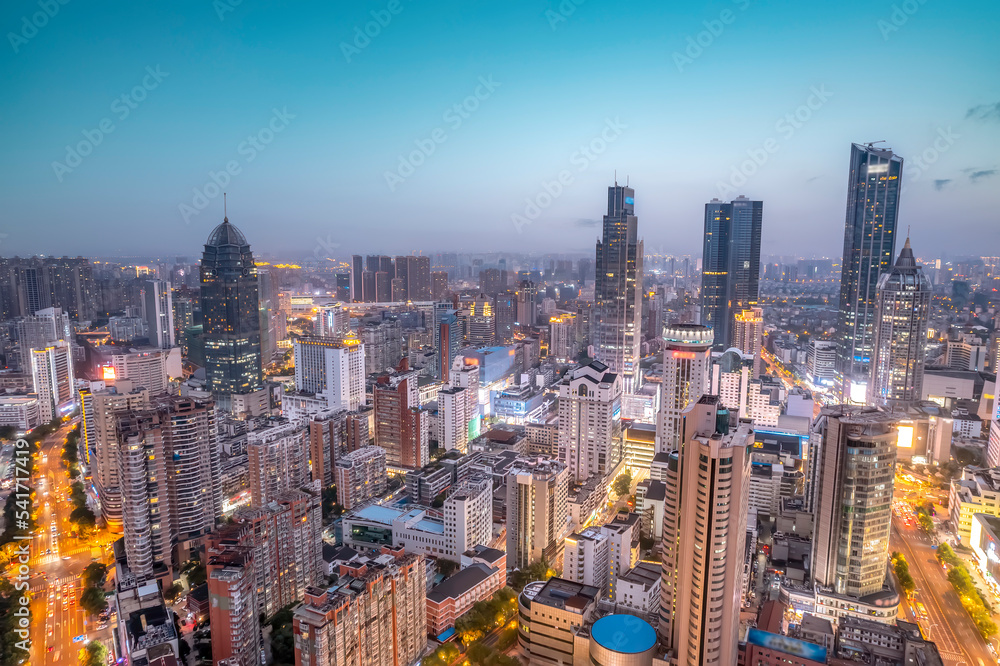 航拍无锡城市建筑天际线夜景