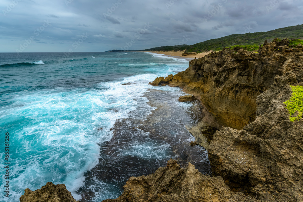 Black Rock的Maputaland海岸线景观。iSimangaliso湿地公园（大圣卢西亚湿地公园）