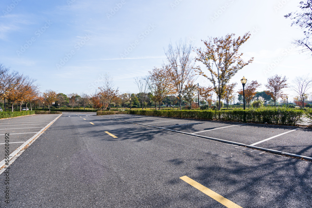 parking  lot in city park