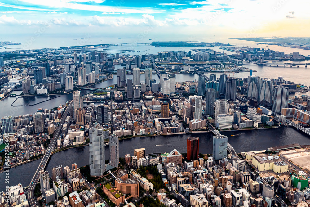 日本东京都港区台场港鸟瞰图