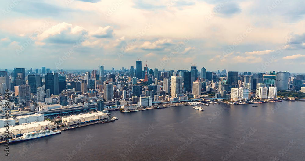 日本东京都港区台场港鸟瞰图