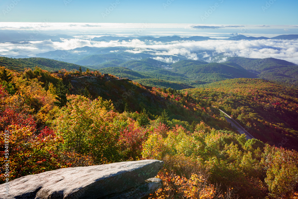 Rough Ridge Lookout , Blue Ridge Parkway, North Carolina in fall season.