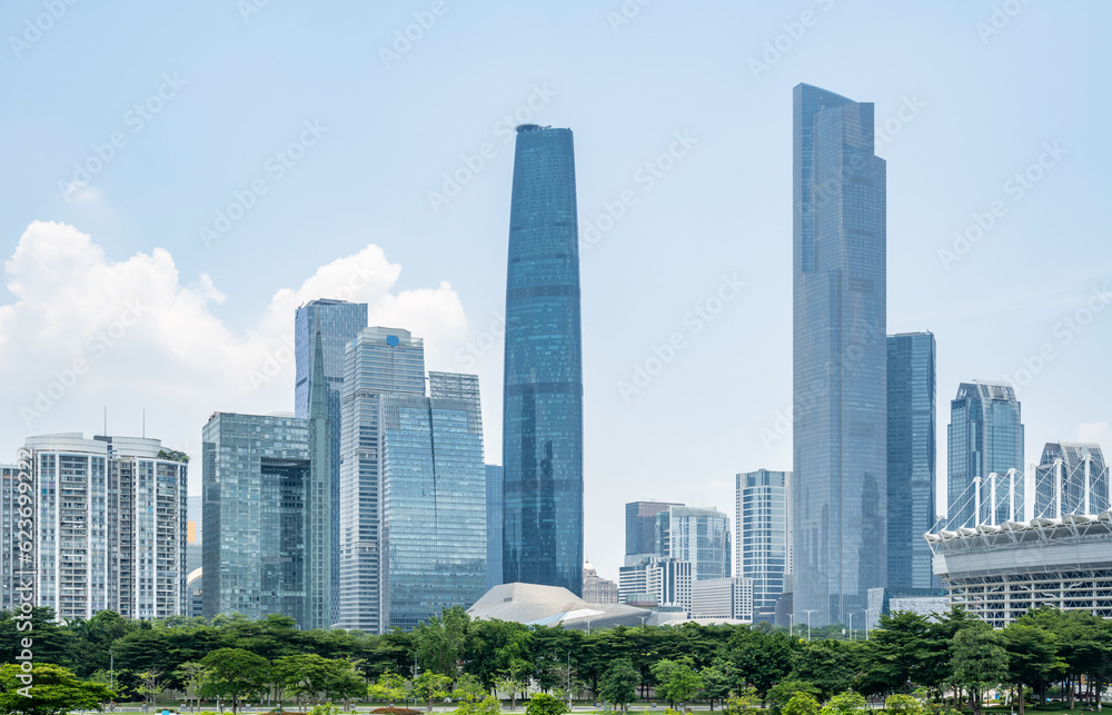 Guangzhou Zhujiang New Town CBD Office Building