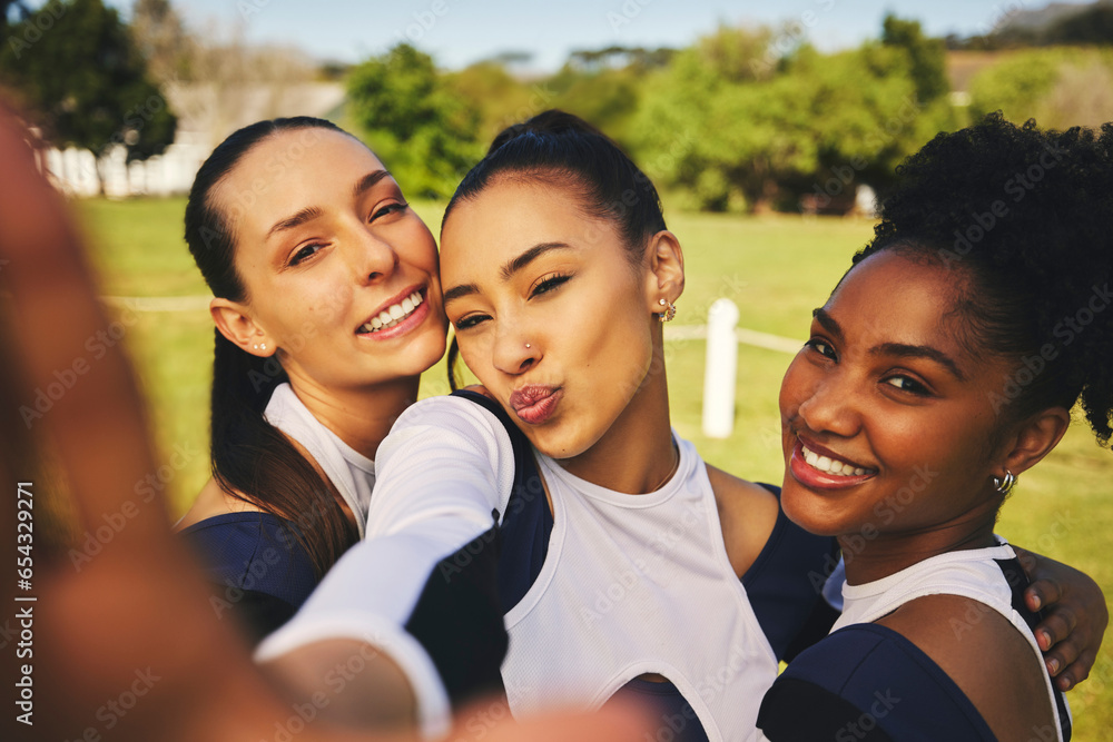 Field, girl or cheerleaders in team selfie at a game with support in training, exercise or fitness workout. Female athletes, teamwork or happy sports women in a social media picture or group photo